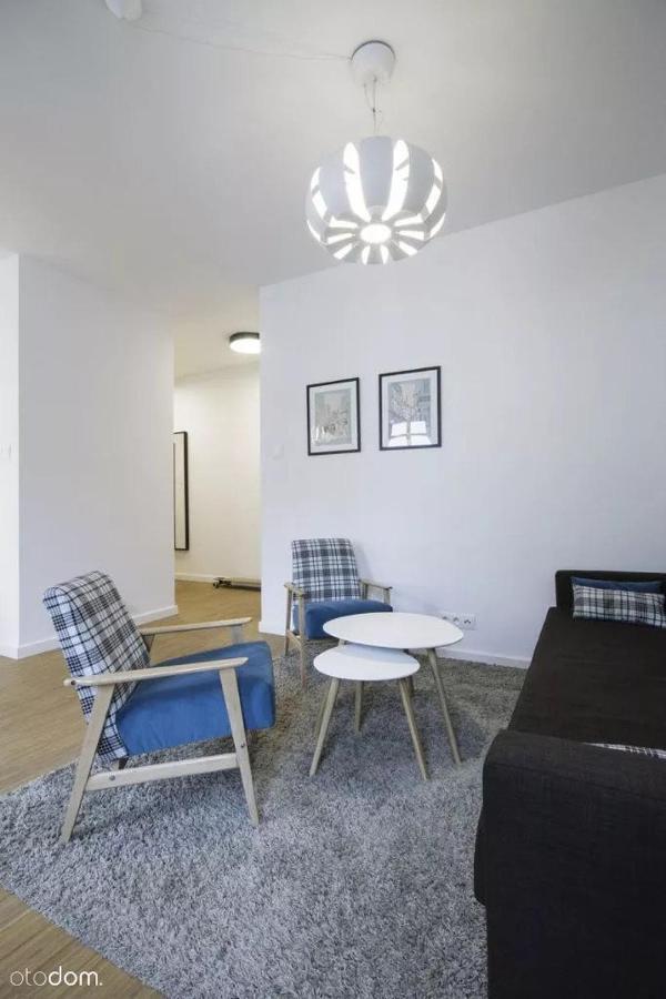 Stylowy 2-Pokojowy Apartament 5 Min. Od Rynku فروتسواف المظهر الخارجي الصورة