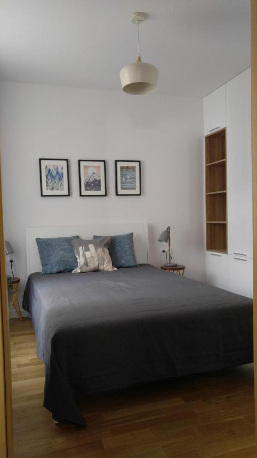 Stylowy 2-Pokojowy Apartament 5 Min. Od Rynku فروتسواف المظهر الخارجي الصورة