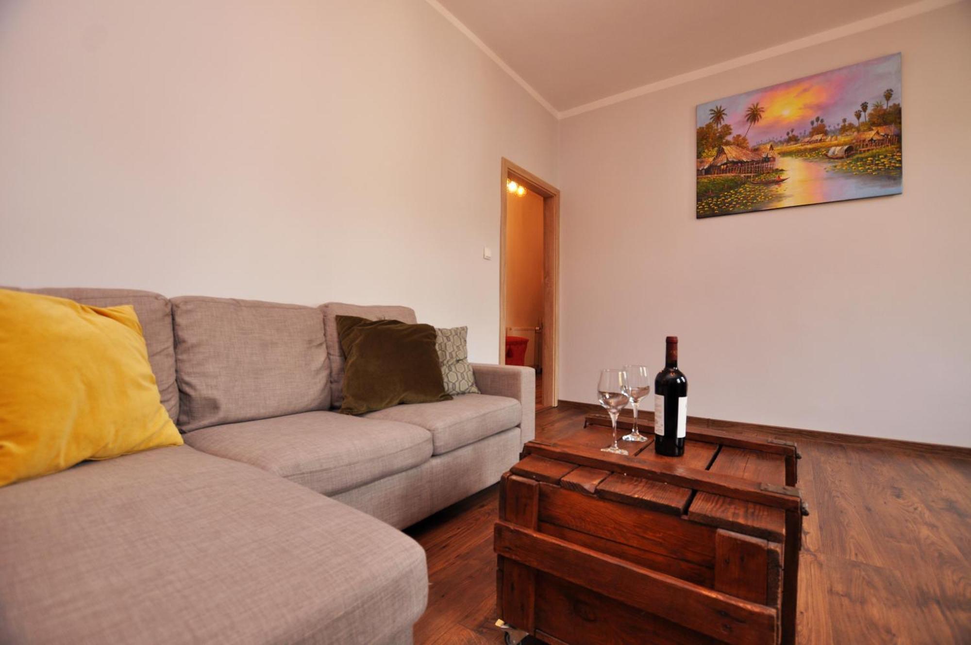 Stylowy 2-Pokojowy Apartament 5 Min. Od Rynku فروتسواف المظهر الخارجي الصورة