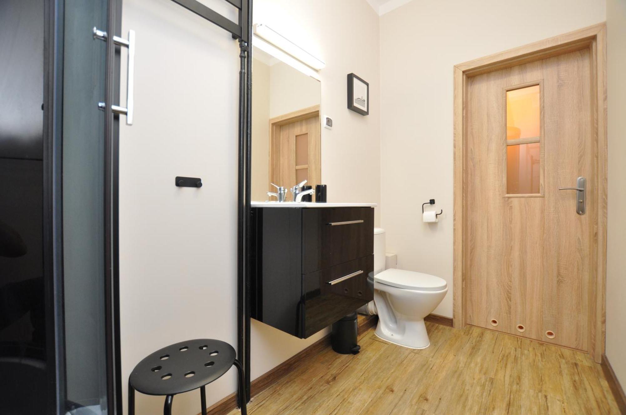 Stylowy 2-Pokojowy Apartament 5 Min. Od Rynku فروتسواف المظهر الخارجي الصورة